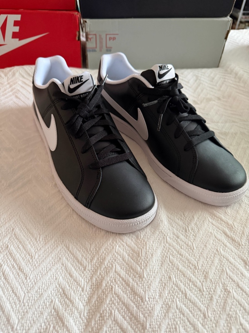 Nike Court Royale - Picture 2 of 6